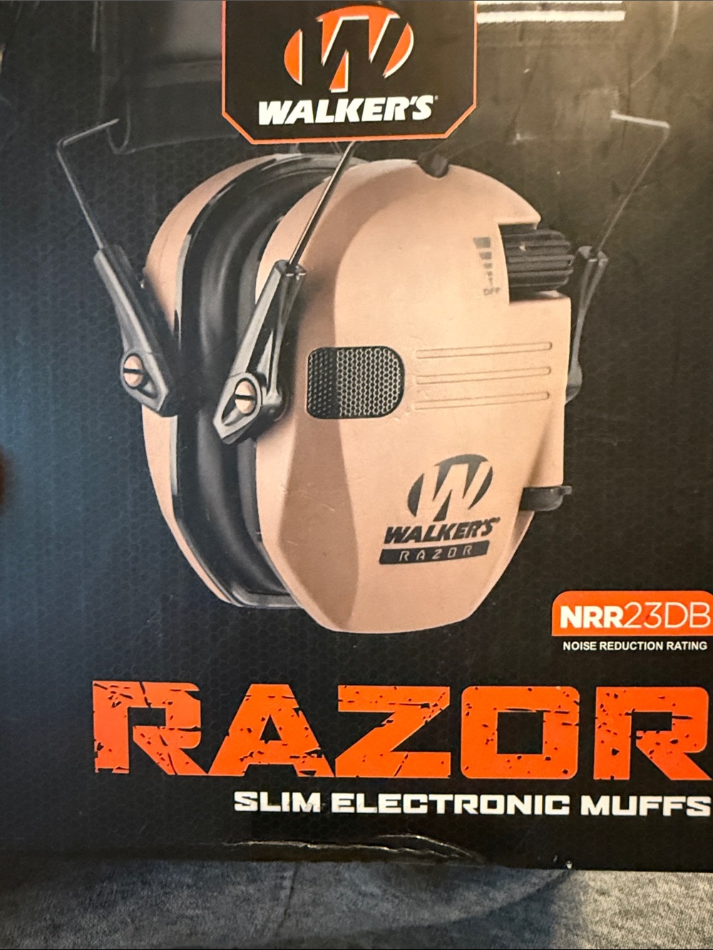 Razor Walkers Slim Electronic Muffs in Tan and Black
